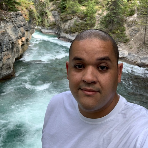 Meet your Posher, Juan camilo - Picture 1 of 1